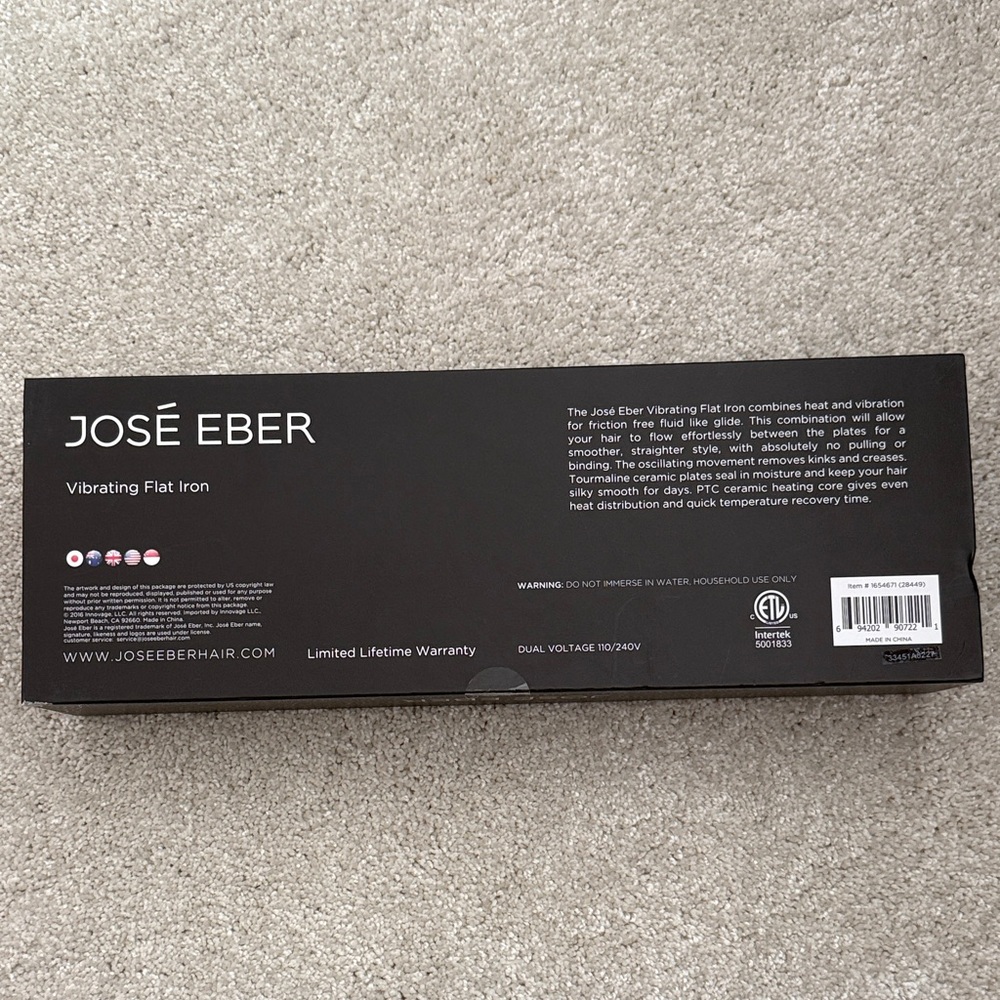 Black Vibrating Flat Iron NIB - Picture 2 of 2